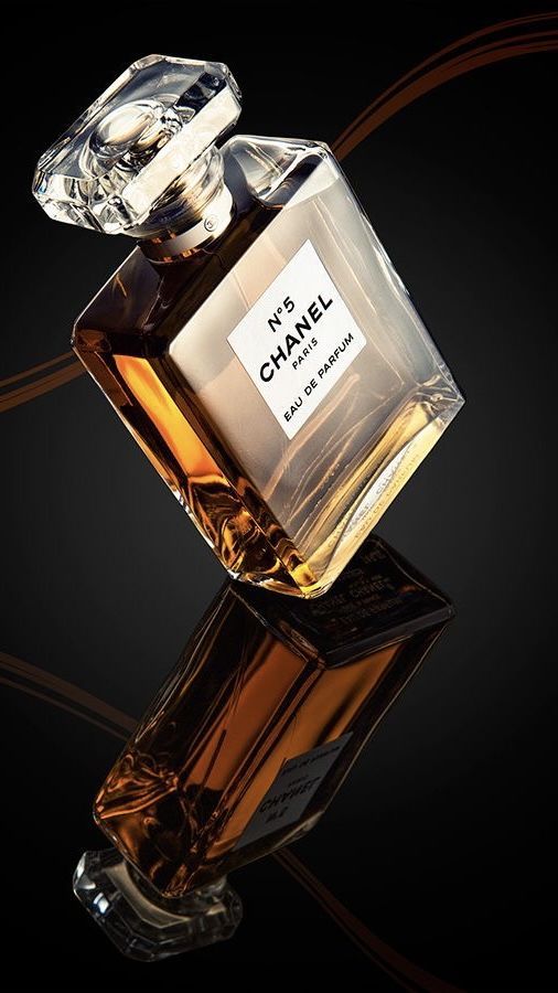 CHANEL N°5 — Timeless Elegance | Luxury Women's Perfume